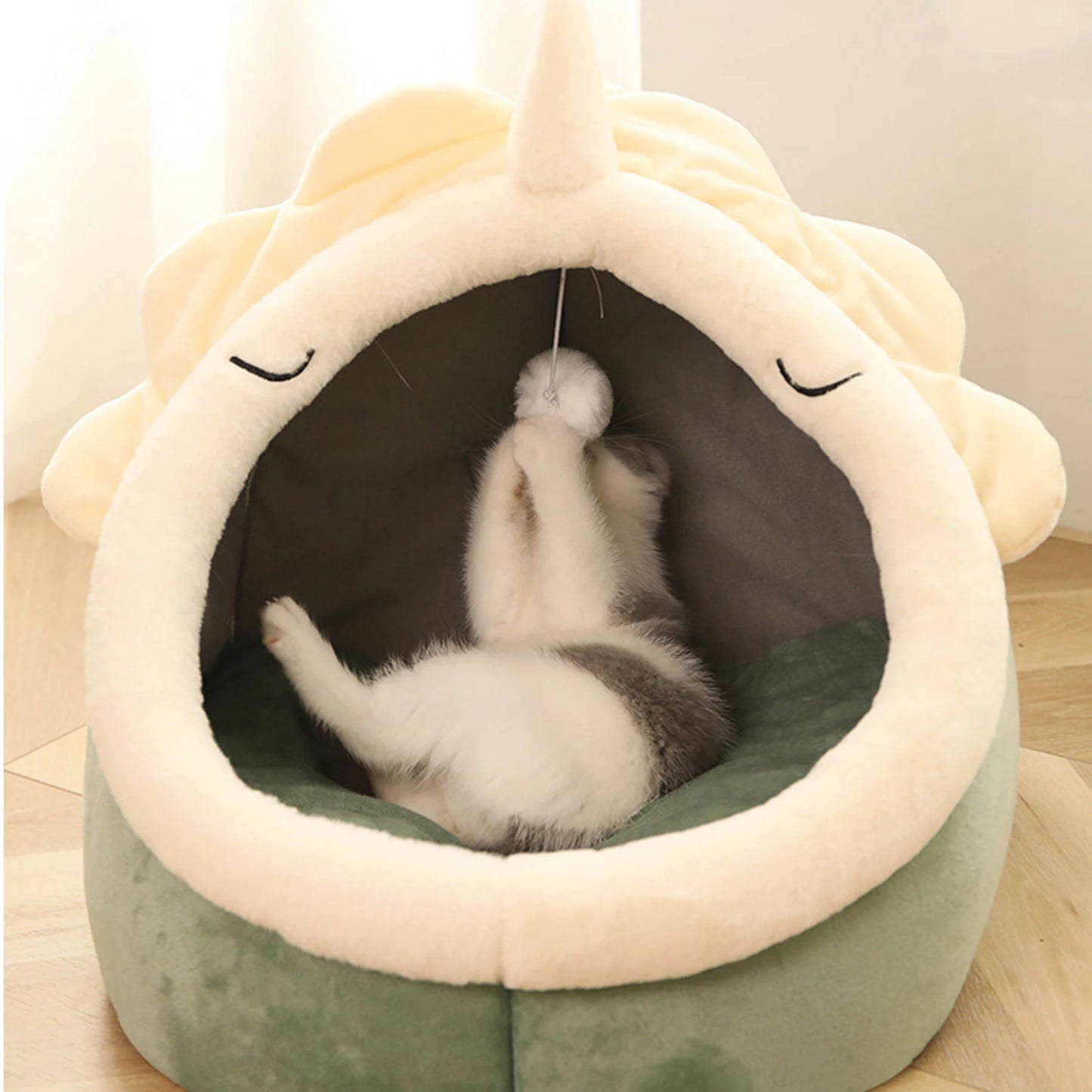 Cute Cat Bed - Purr-fect Picks